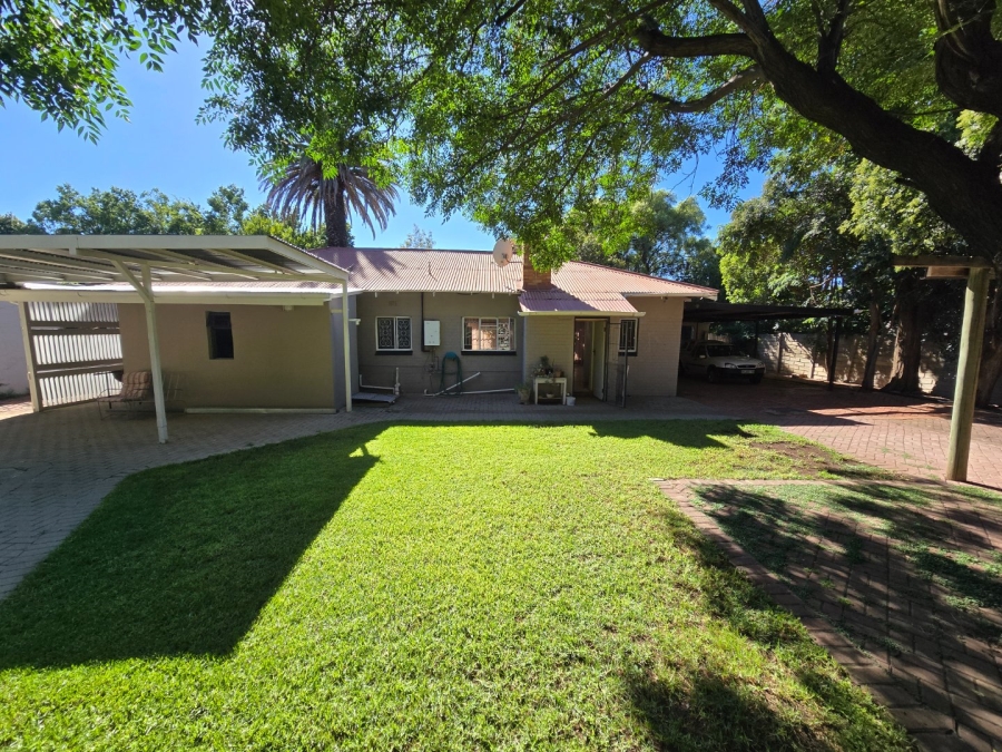 3 Bedroom Property for Sale in Noordhoek Free State